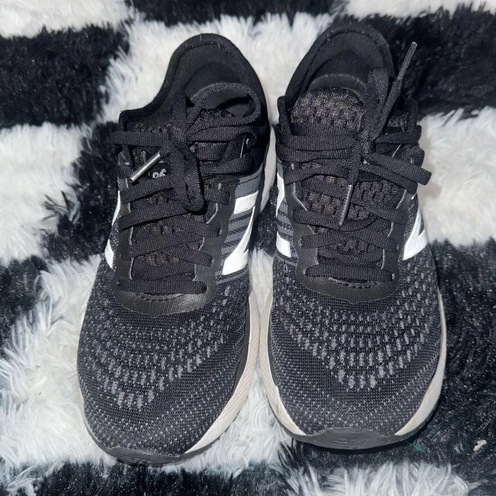 New Balance Black and White Athletic Shoes 860